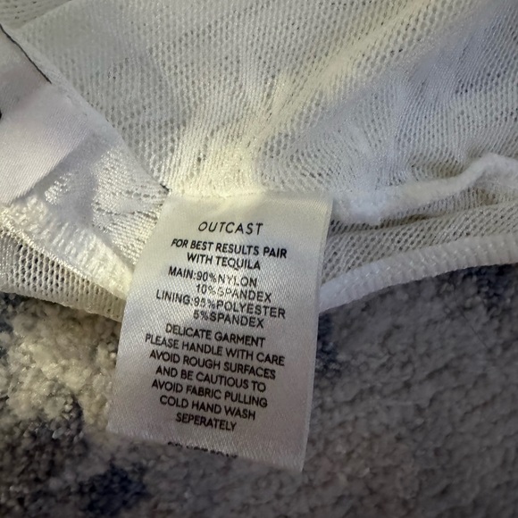 Outcast Selene White long sleeve top and skirt size XS - Picture 13 of 13